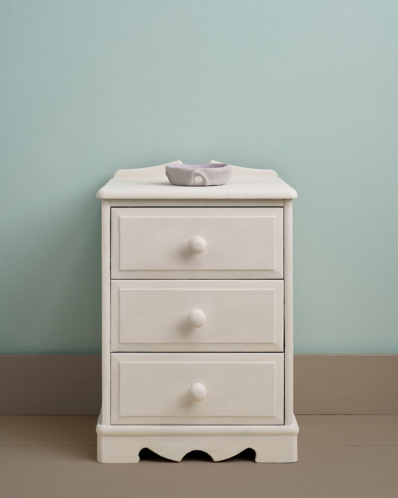 250028-WEB-rococo-set_-01-300dpi-CFC-1600 × 2000px.webp